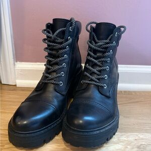 Marc Fisher LTD Wenner Boots